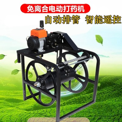 廠家直供農用48V60V電三輪遠程遙控自動收卷管高壓電動噴霧打藥機